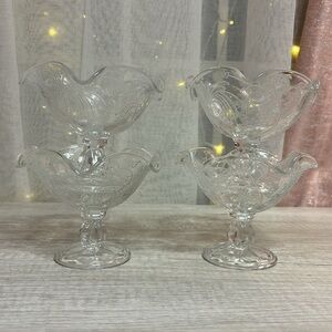 Set of 4 Polish Glass Ruffle Desert Parfait Cups Dishes Heart Swirls Pattern